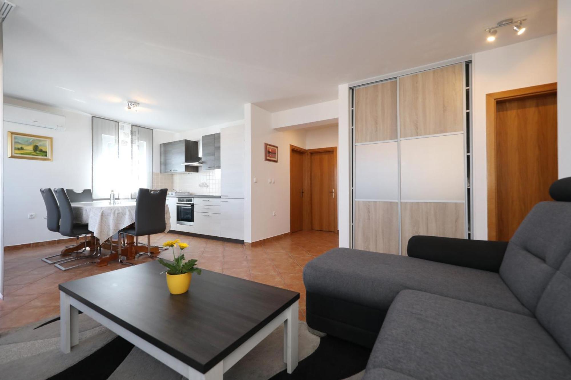 Apartment Dora Preko Luaran gambar